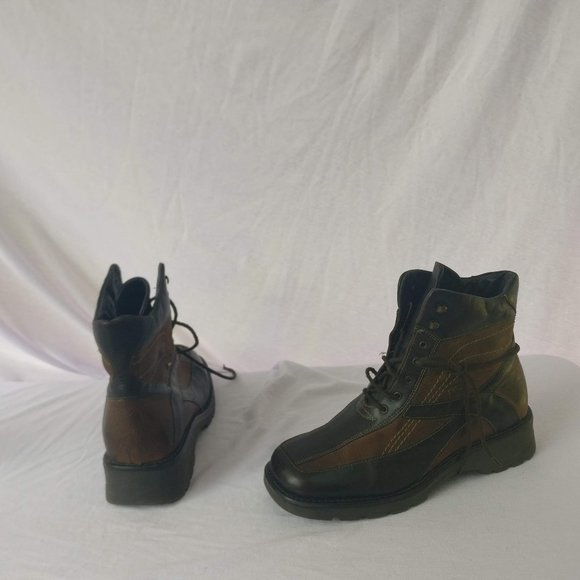 Vintage WATERPROOF LEATHER Ultra-Goretex All season Fur lined Winter Hiker boot - Picture 2 of 14